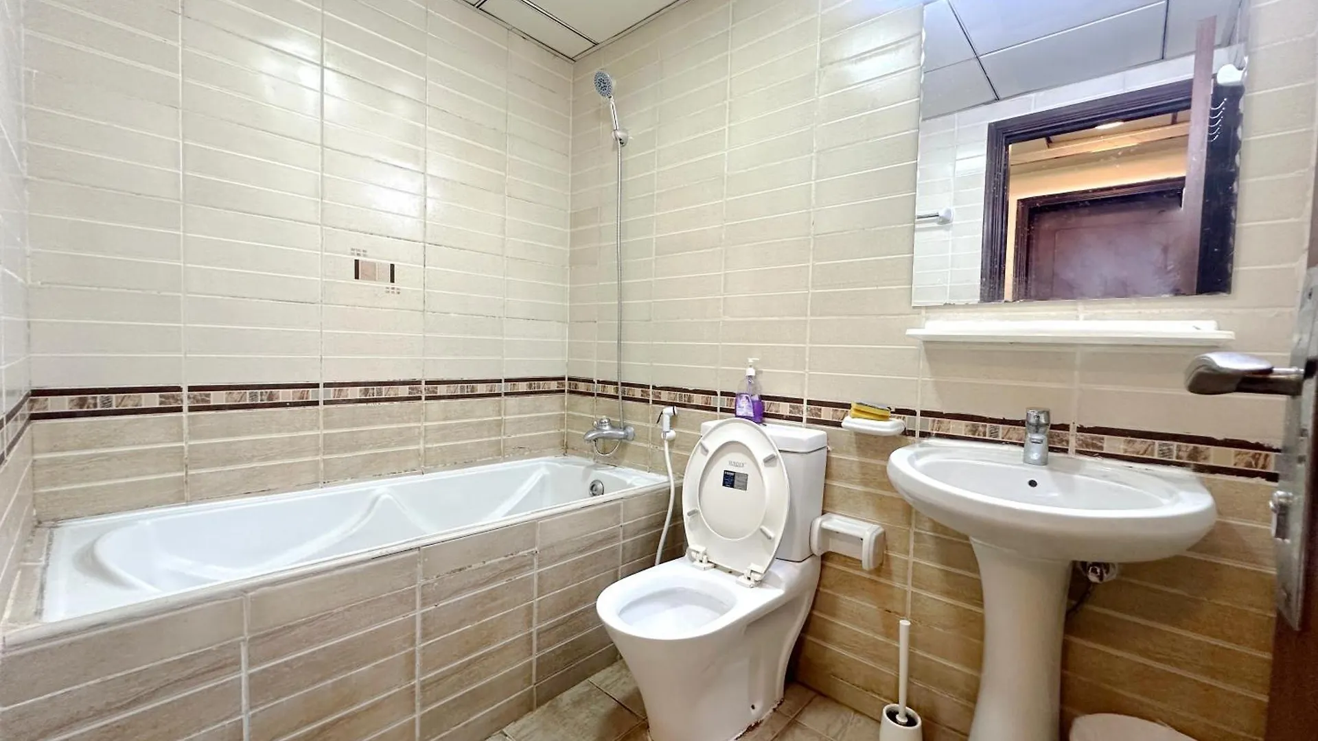 Horizon View Partition Room In Barsha Heights Near Metro Dubai Accommodatie bij particulieren