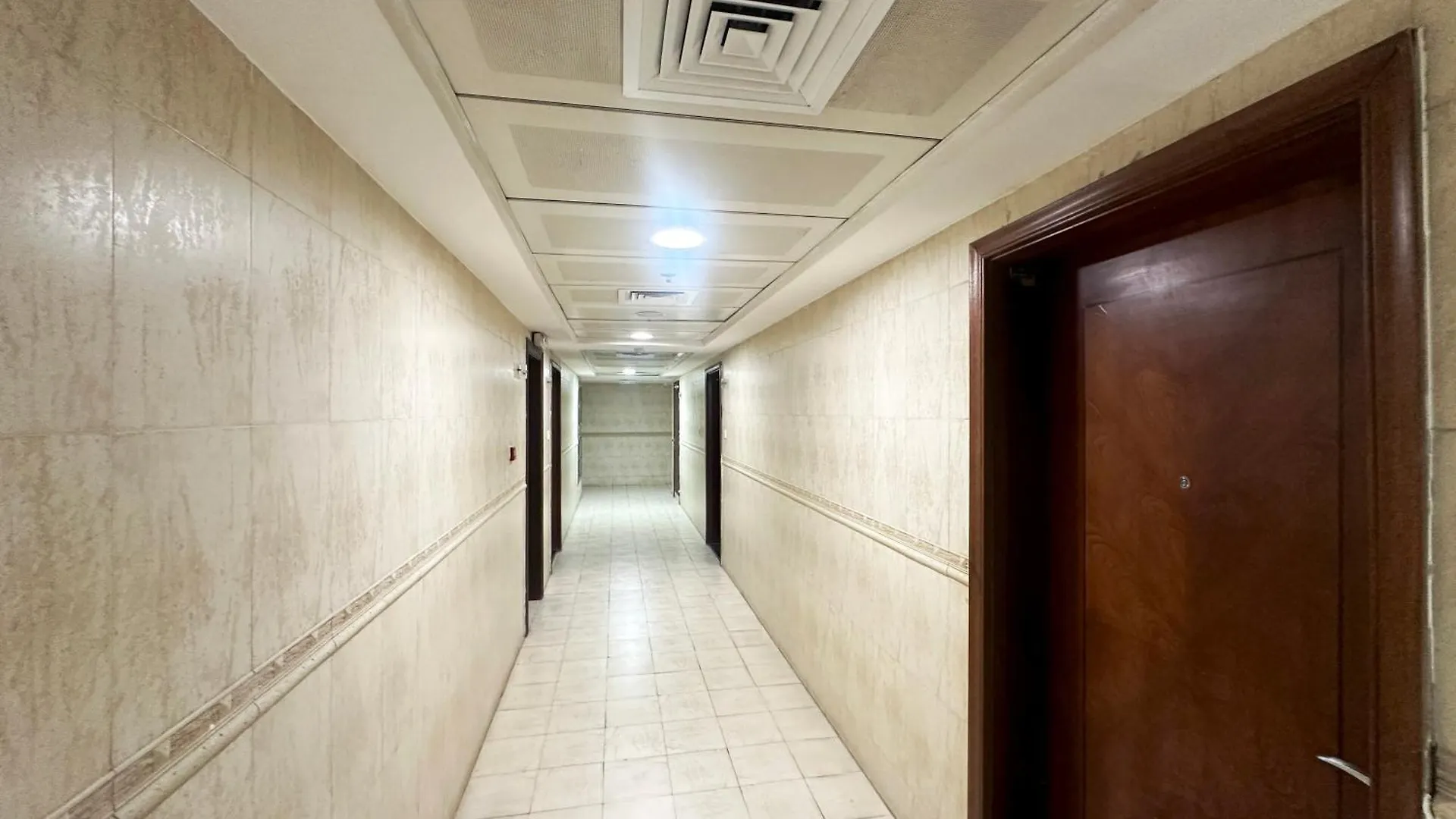 Horizon View Partition Room In Barsha Heights Near Metro Dubai 0*,